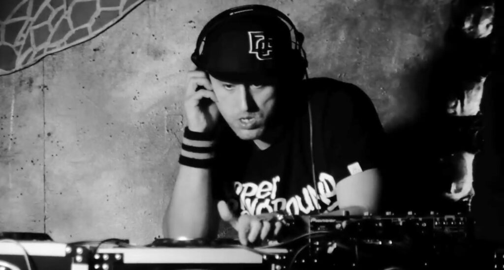 NC-17 Black & White DJ