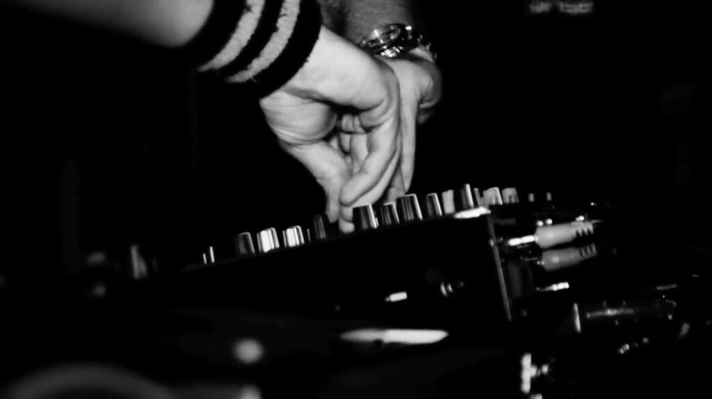 Black and White mixer DJ